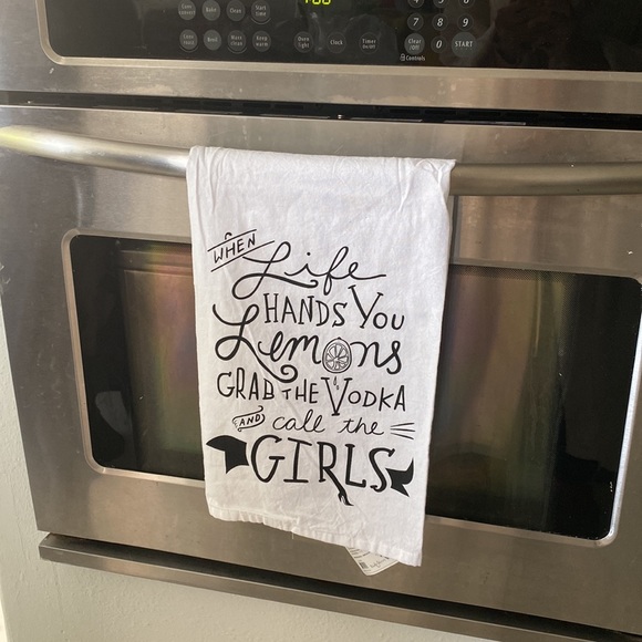 Primitives By‎ Kathy 100% Cotton Kitchen Towel NEW - Picture 1 of 6